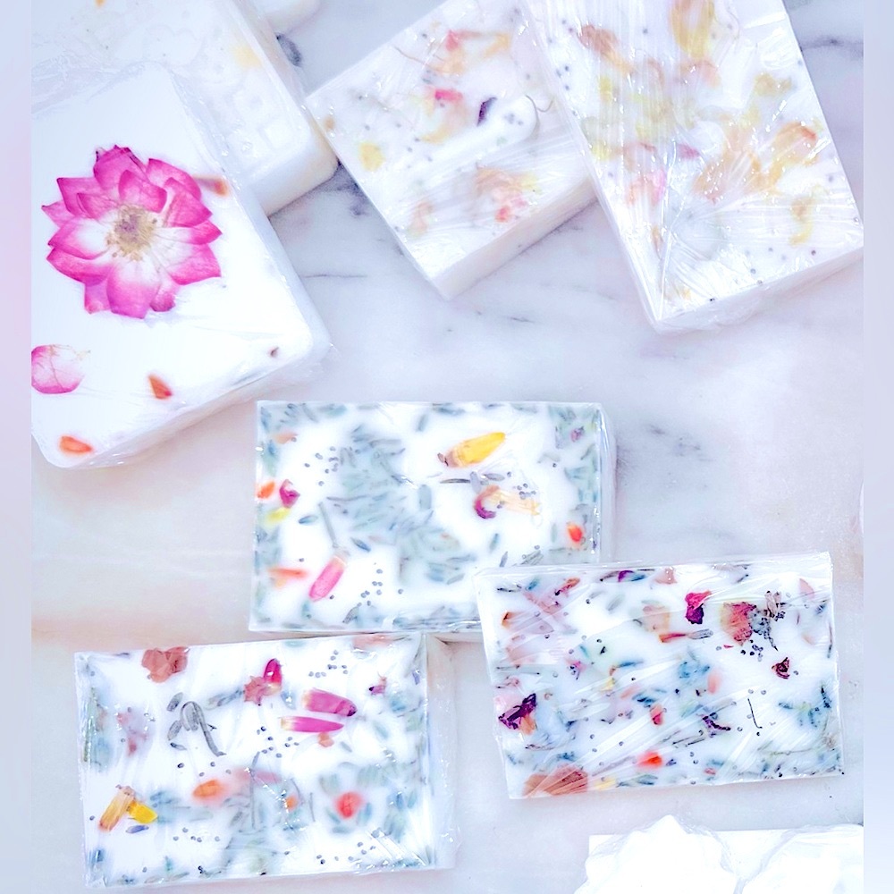 Surprise Me [Box of 5pcs] Beautifully Handcrafted Botanical Soaps All Natural